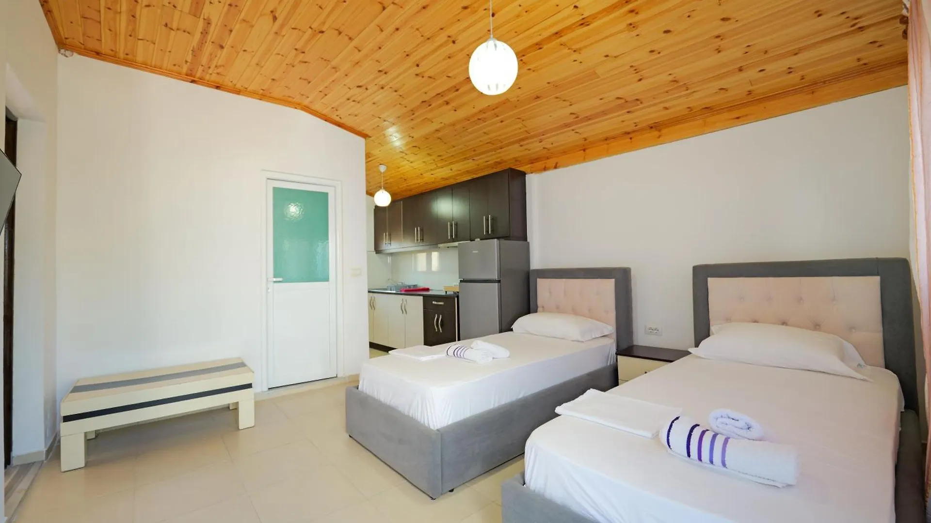 아파트 Guesthouse Blue Sky 사밀