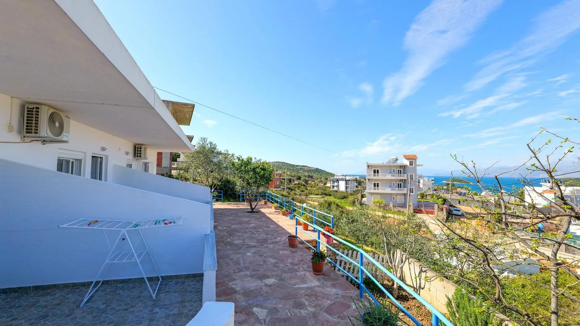 Guesthouse Blue Sky 사밀 아파트